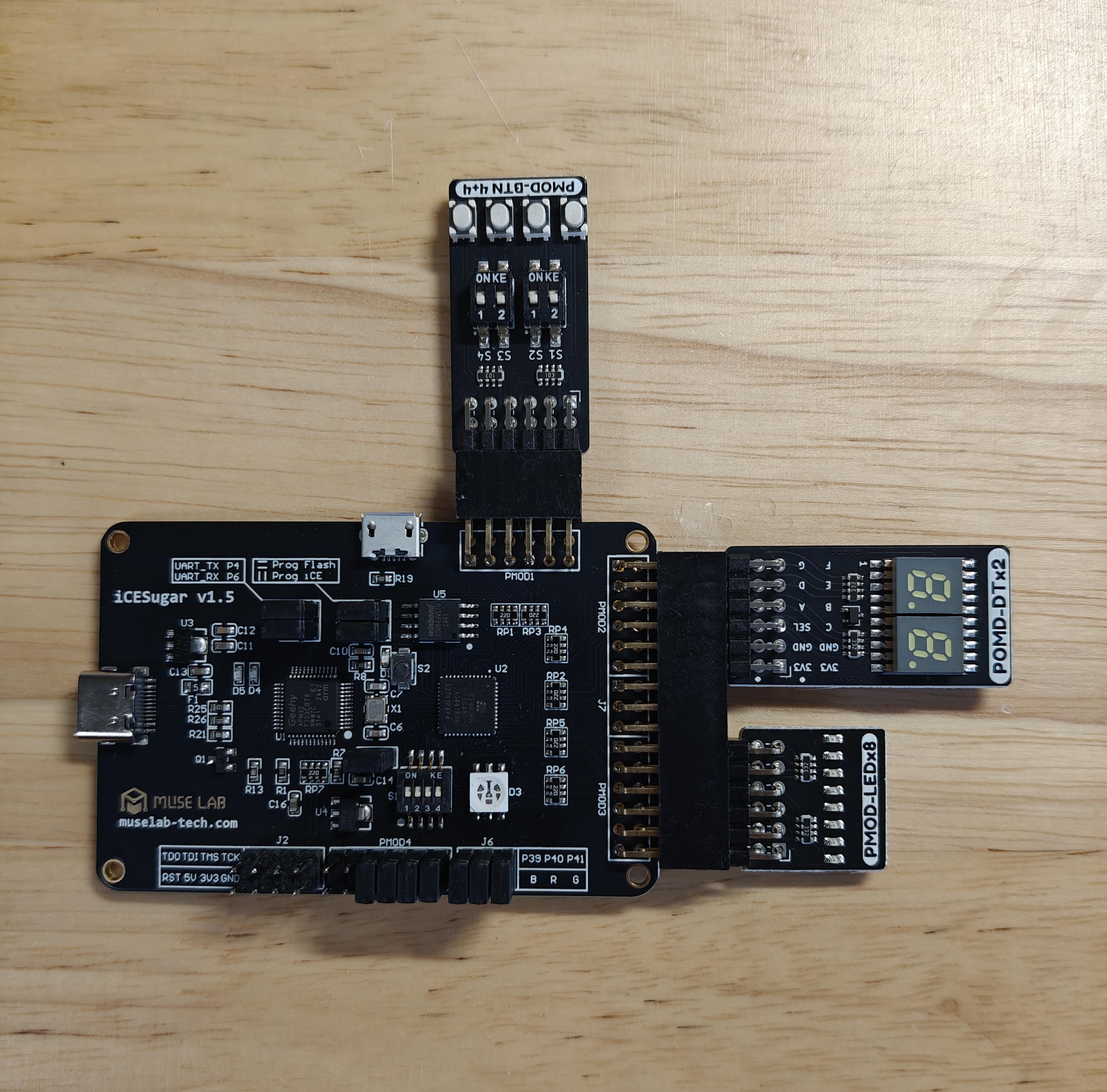iCESugar 开发板
